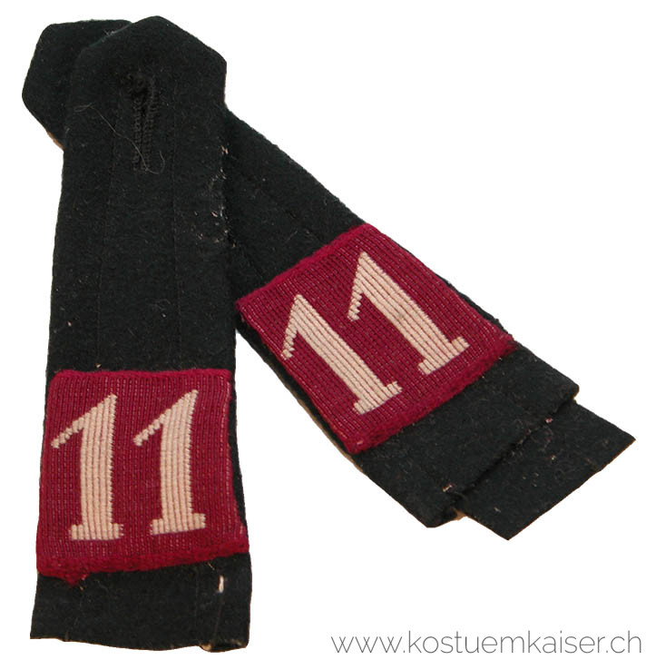 Achselklappen mit Nummer 11 #465